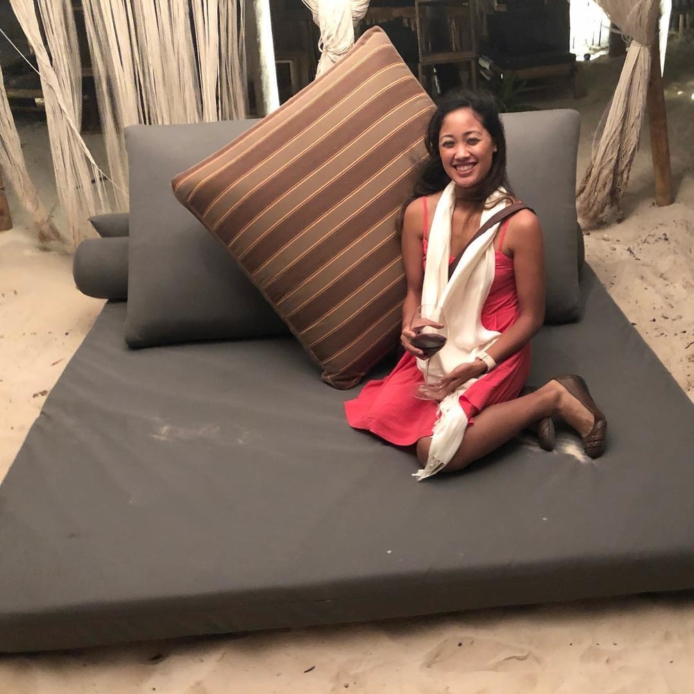 Meet your Posher, Mia